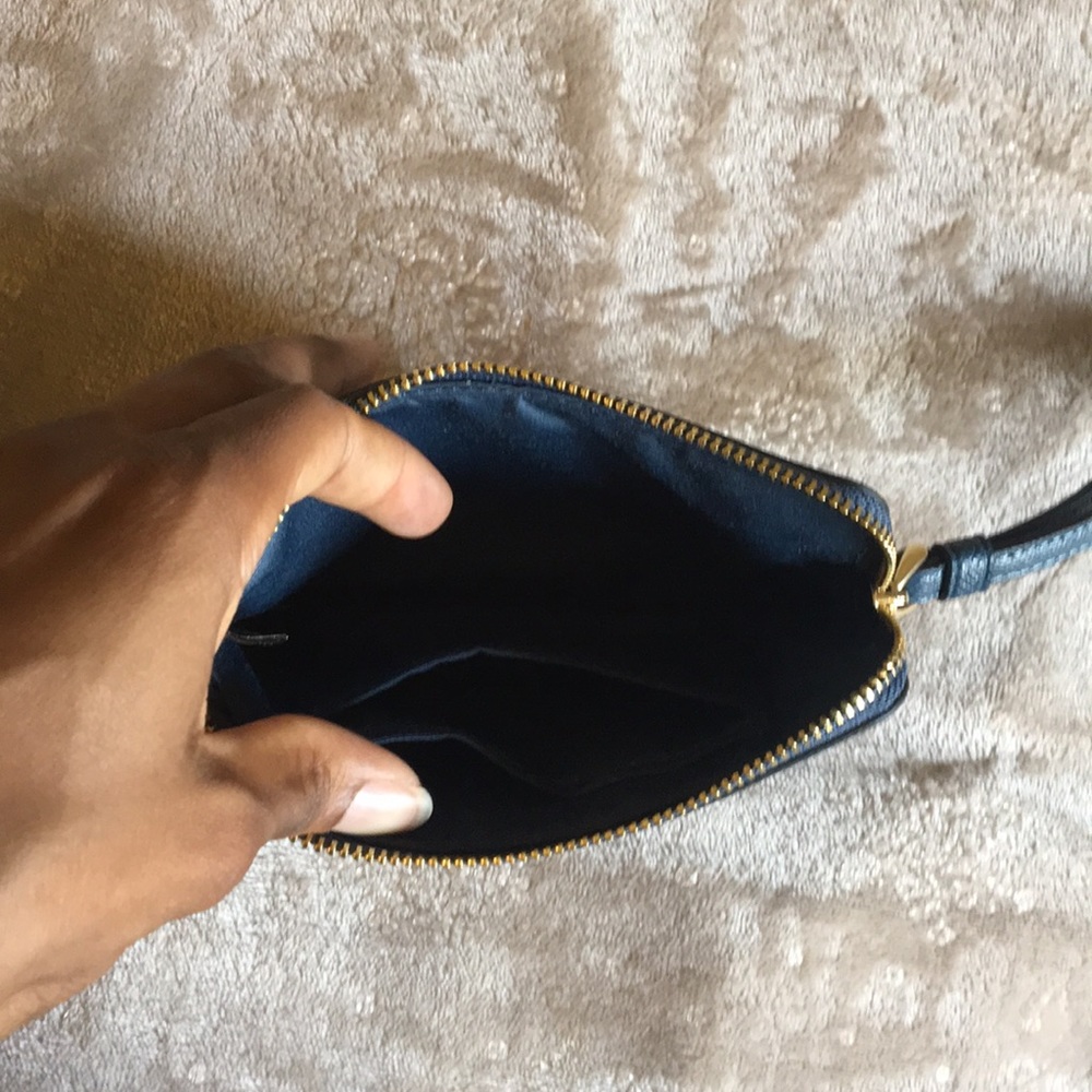 Purse - Picture 3 of 6